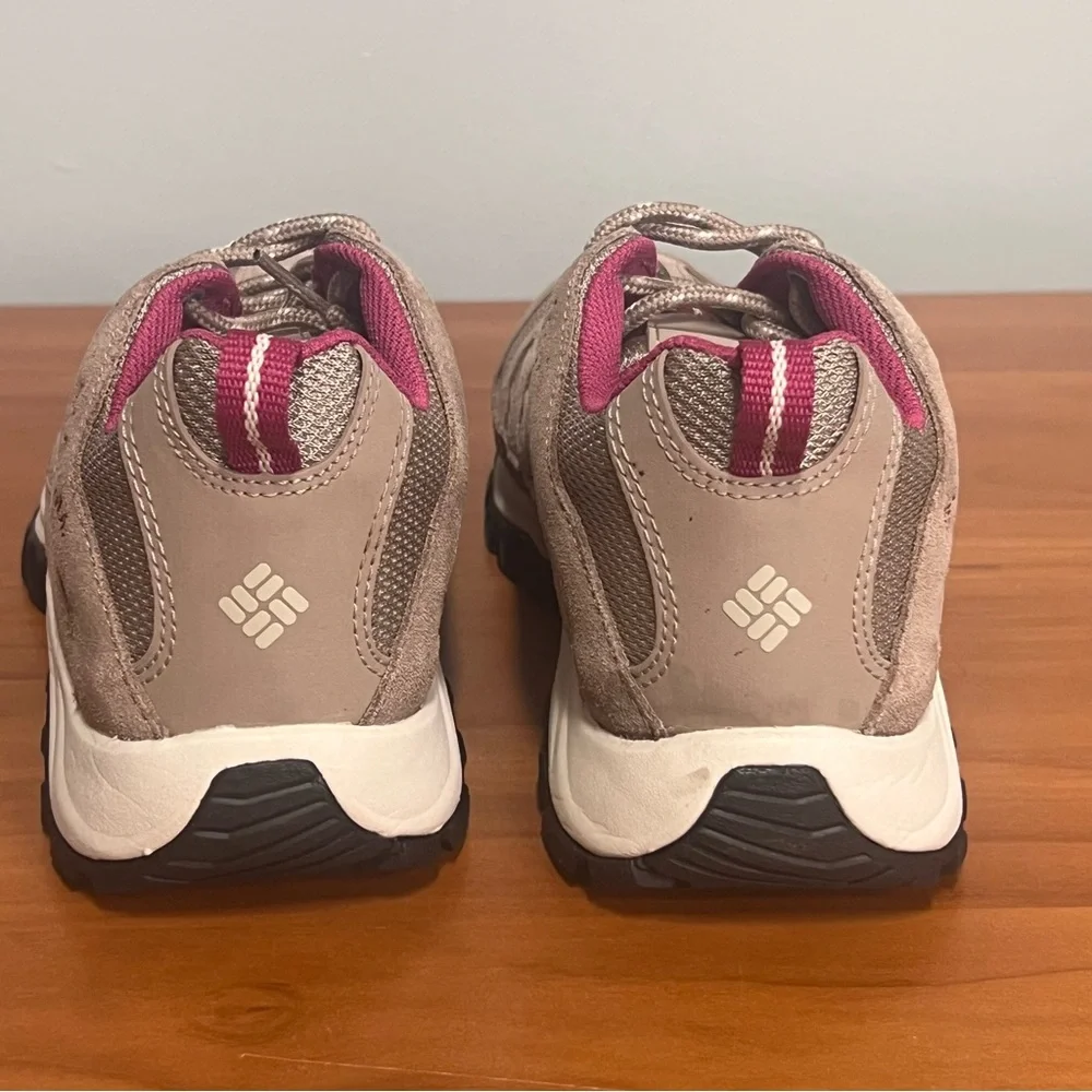 NWT Columbia Crestwood Waterproof Hiking Trail Outdoor Shoe Women's Size 8.5
